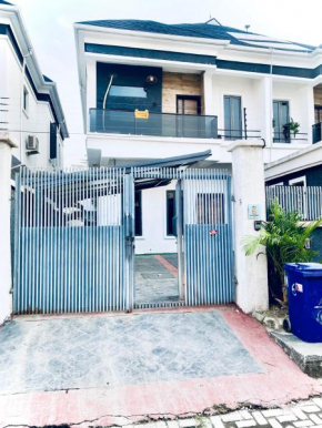 Ayobrite Homes